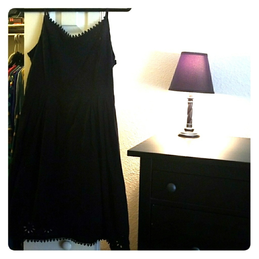 Black old navy dress